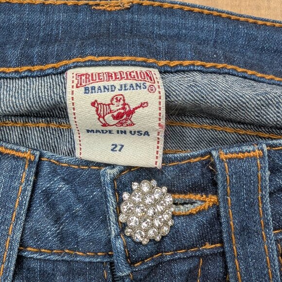 True Religion Women's Dark Wash Skinny Jeans with Embellished Buttons - Size 27 - Picture 9 of 10